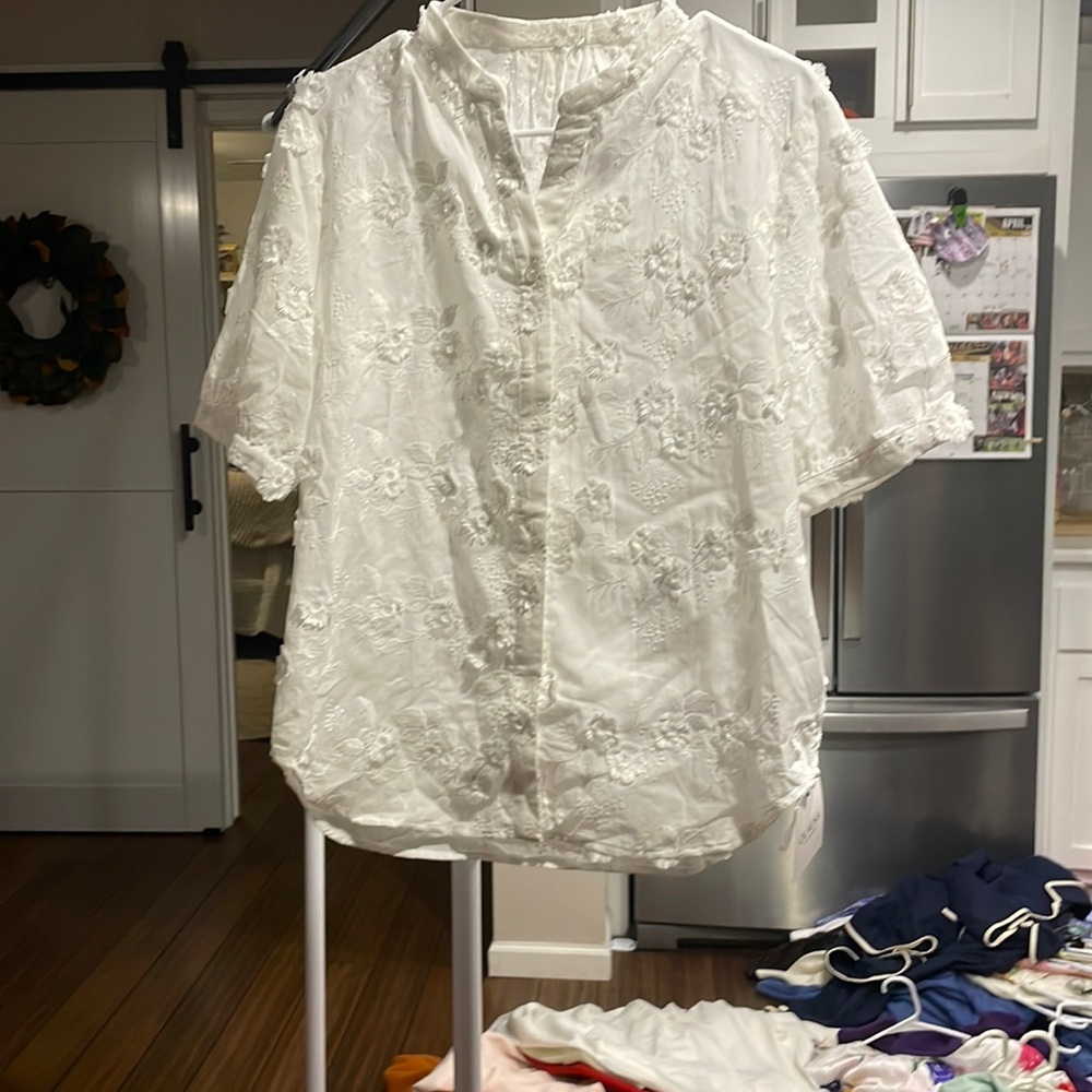 White olaesa blouse